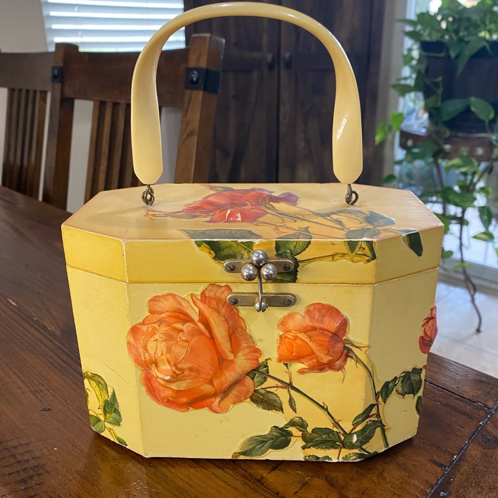Billie Ross Of The Palm Beaches Vintage Box Purse Pink / Yellow Floral